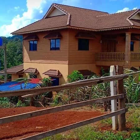 Terre De Lumiere Bed & Breakfast ศรีมโนรม ภายนอก รูปภาพ