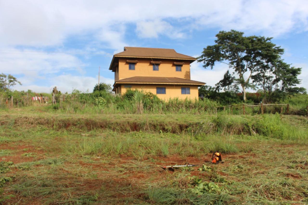 Terre De Lumiere Bed & Breakfast ศรีมโนรม ภายนอก รูปภาพ